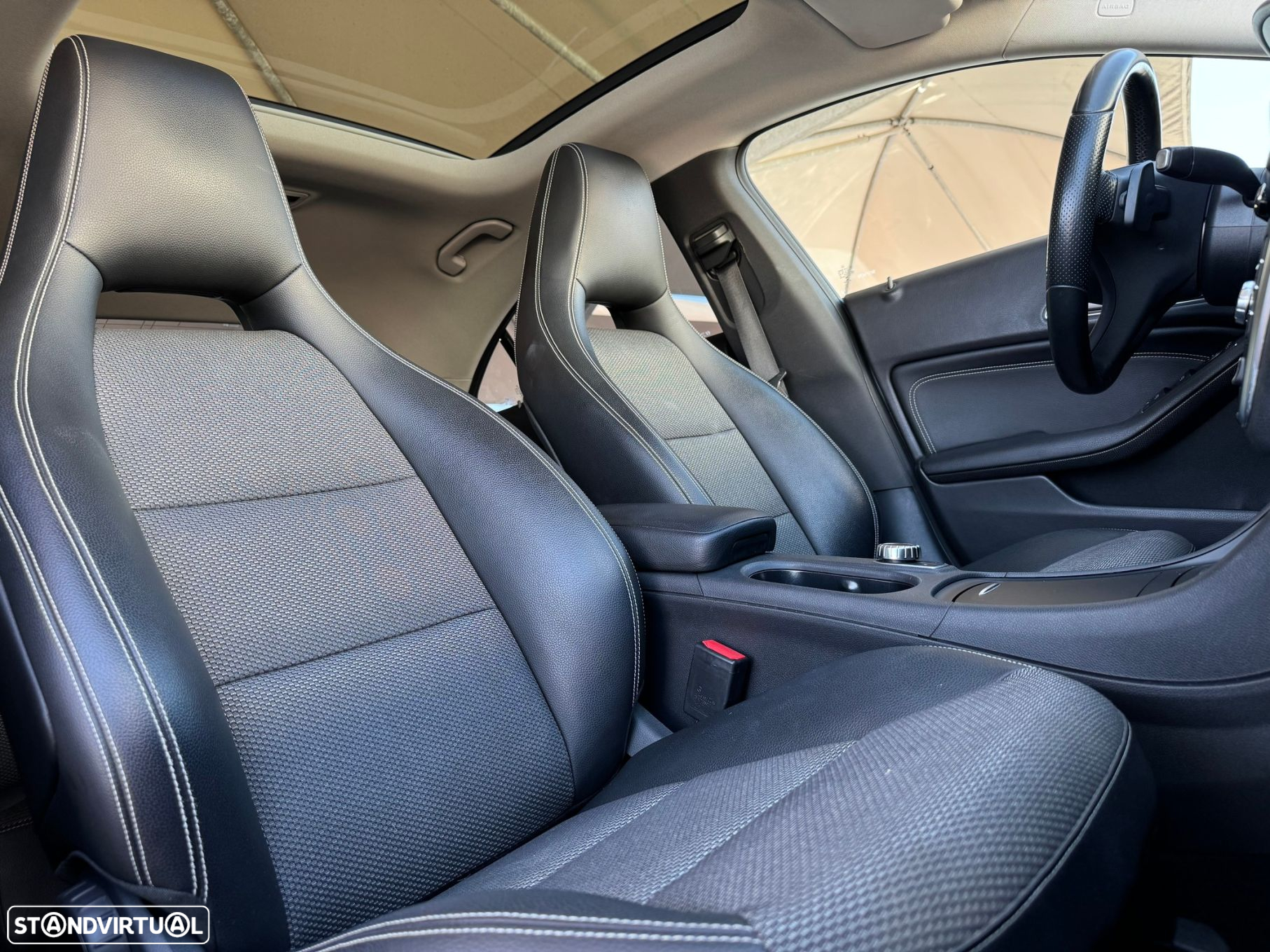 Mercedes-Benz CLA 200 d Urban Aut. - 27
