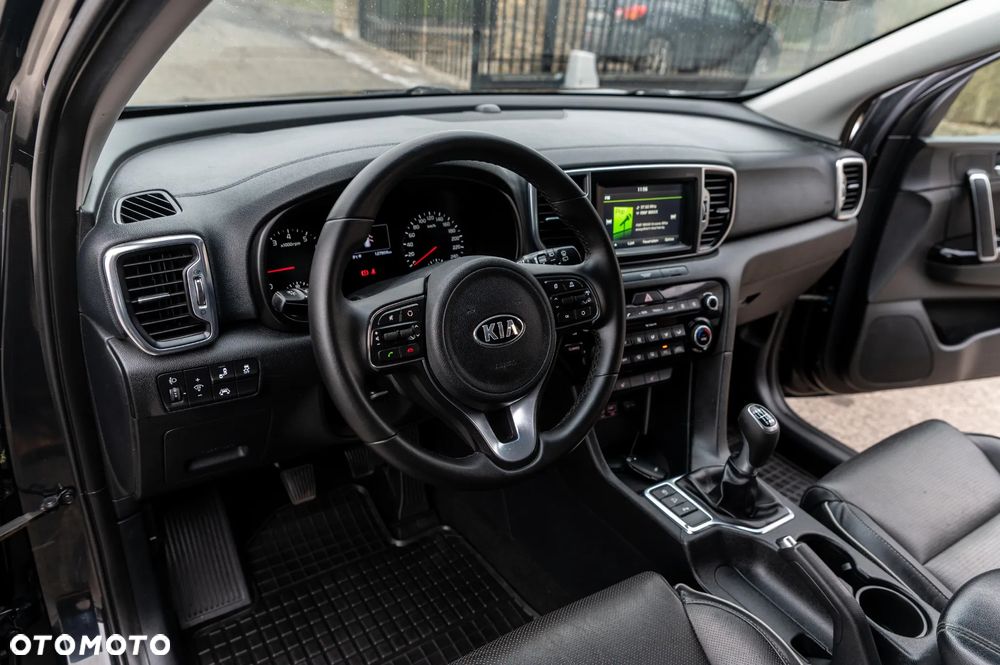 Kia Sportage 1.6 GDI 2WD Black Edition - 32