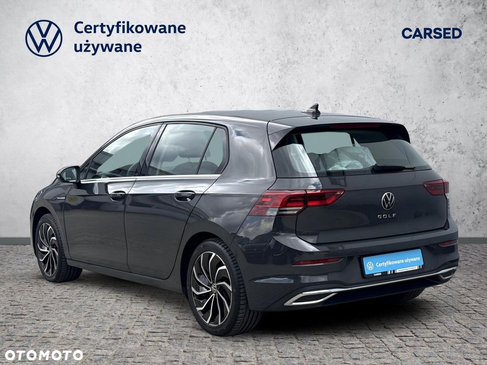 Volkswagen Golf - 4