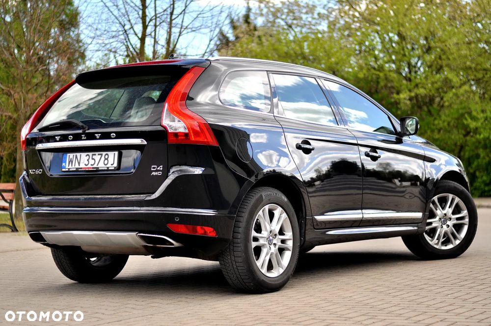 Volvo XC 60 D4 AWD Summum - 4