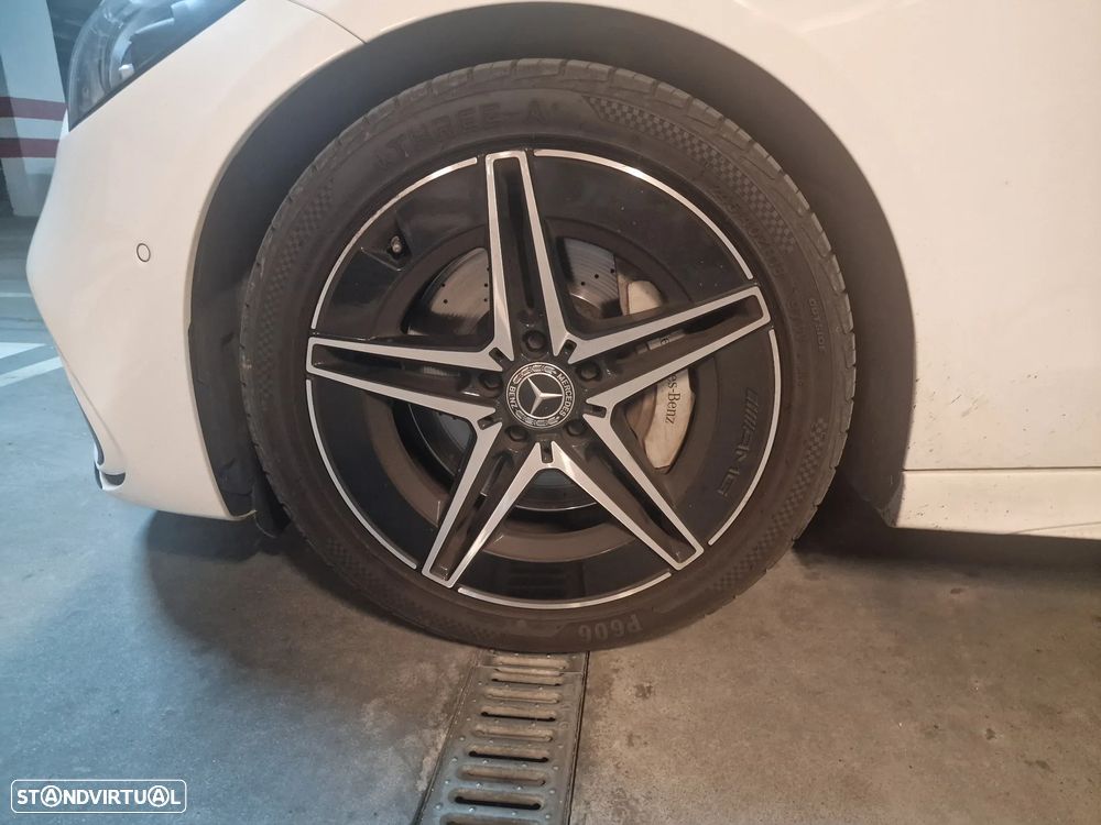 Mercedes-Benz C 300 d AMG Line - 12