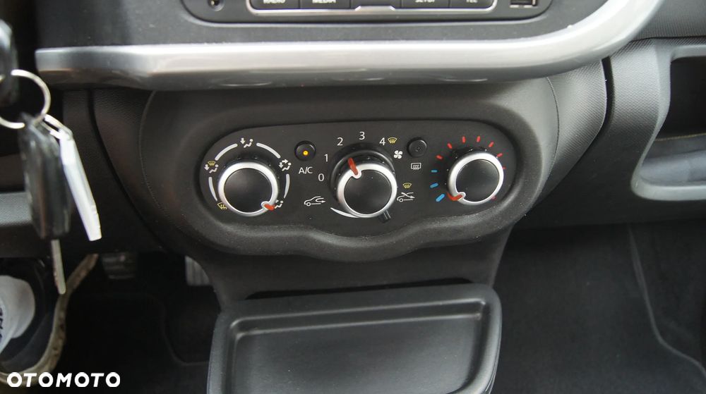 Renault Twingo - 16
