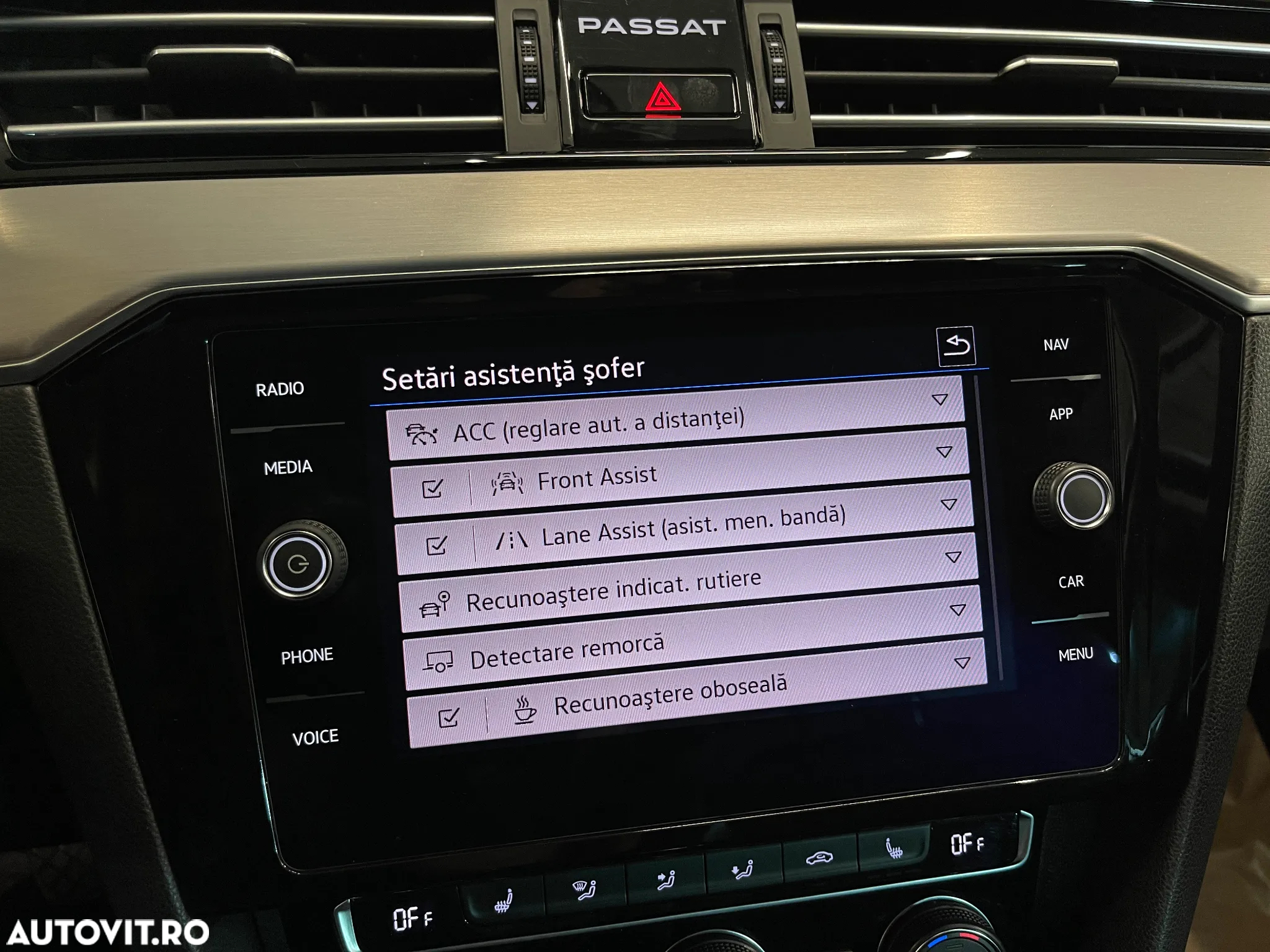 Volkswagen Passat 2.0 TDI DSG Highline - 17
