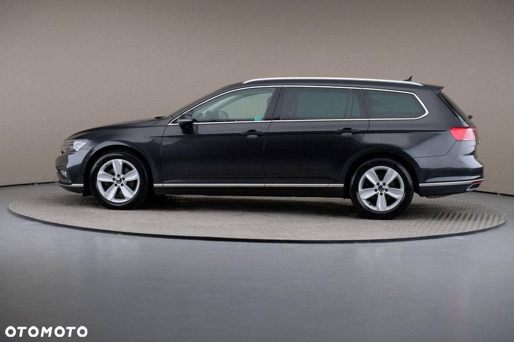 Volkswagen Passat Variant 2.0 TSI Elegance DSG - 4
