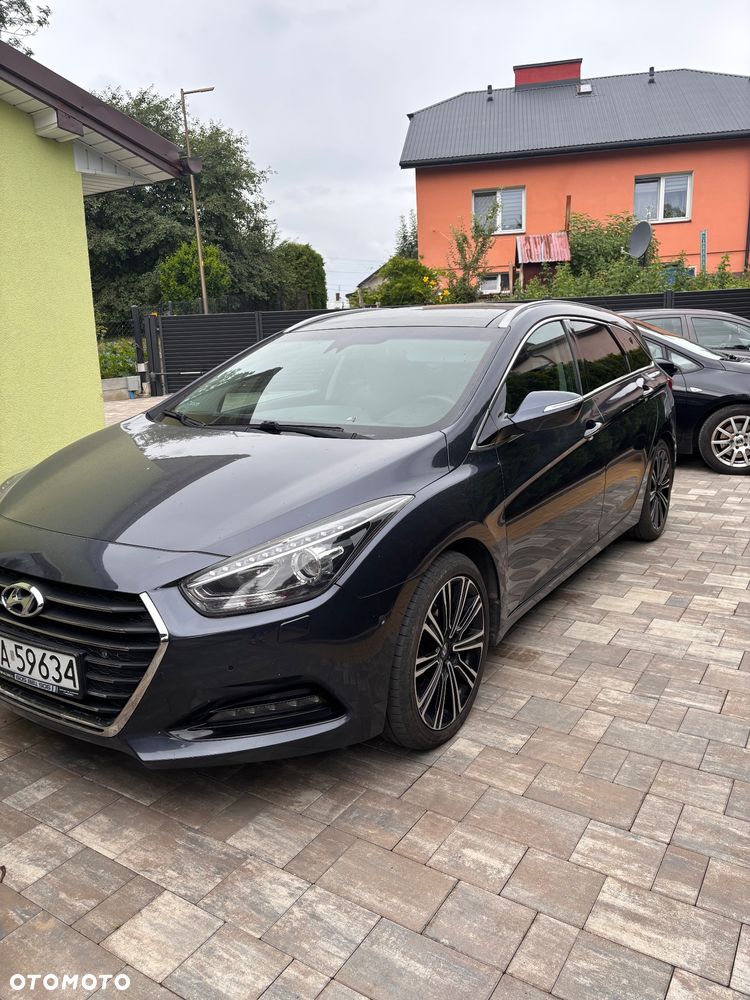 Hyundai i40 Kombi 1.7 CRDi Premium - 1