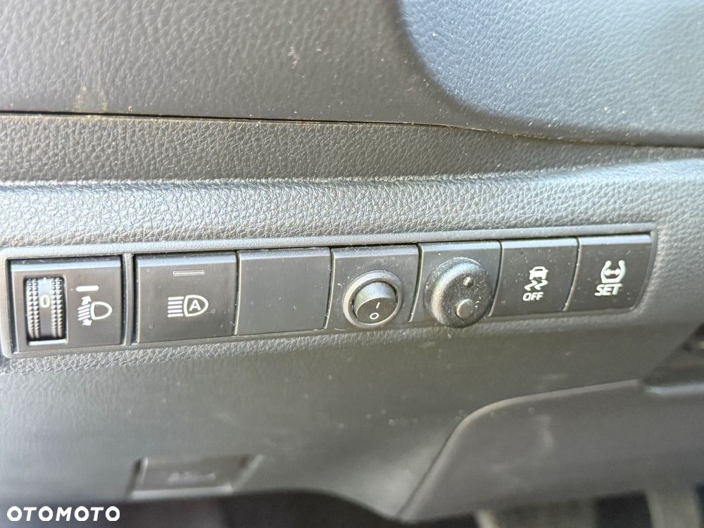Toyota Corolla 1.8 Hybrid Comfort - 28