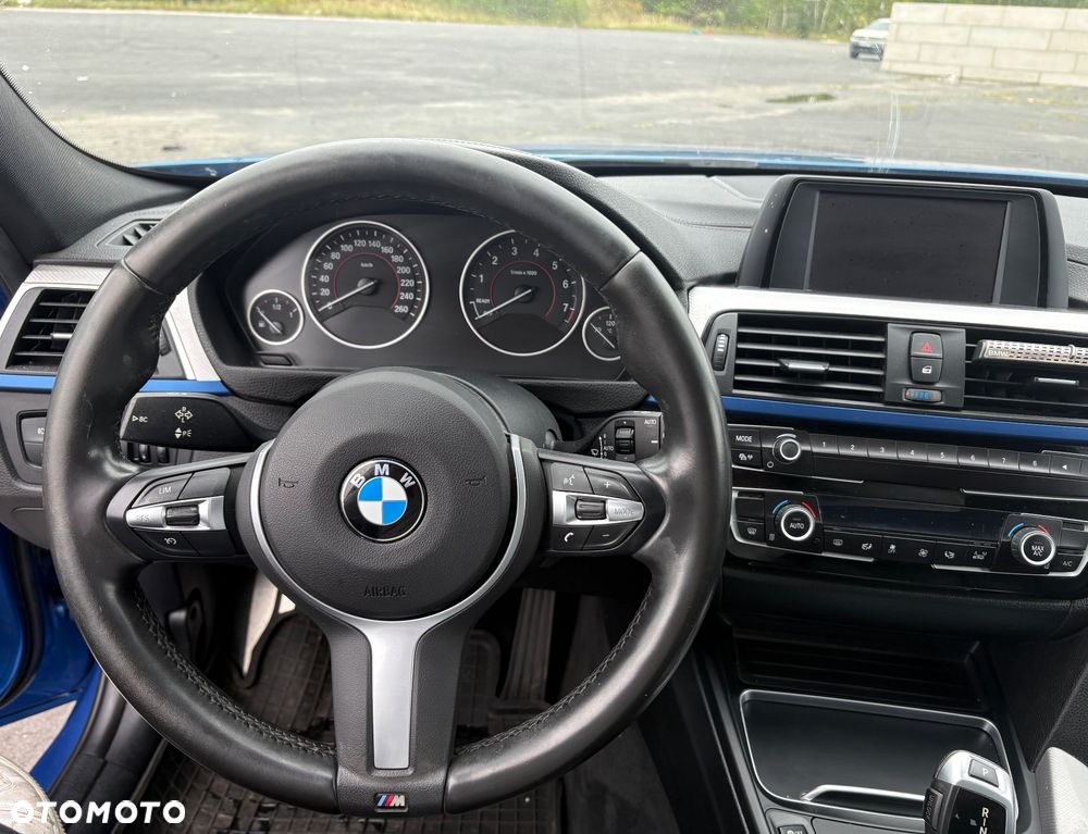 BMW Seria 3 330i M Sport Shadow - 9