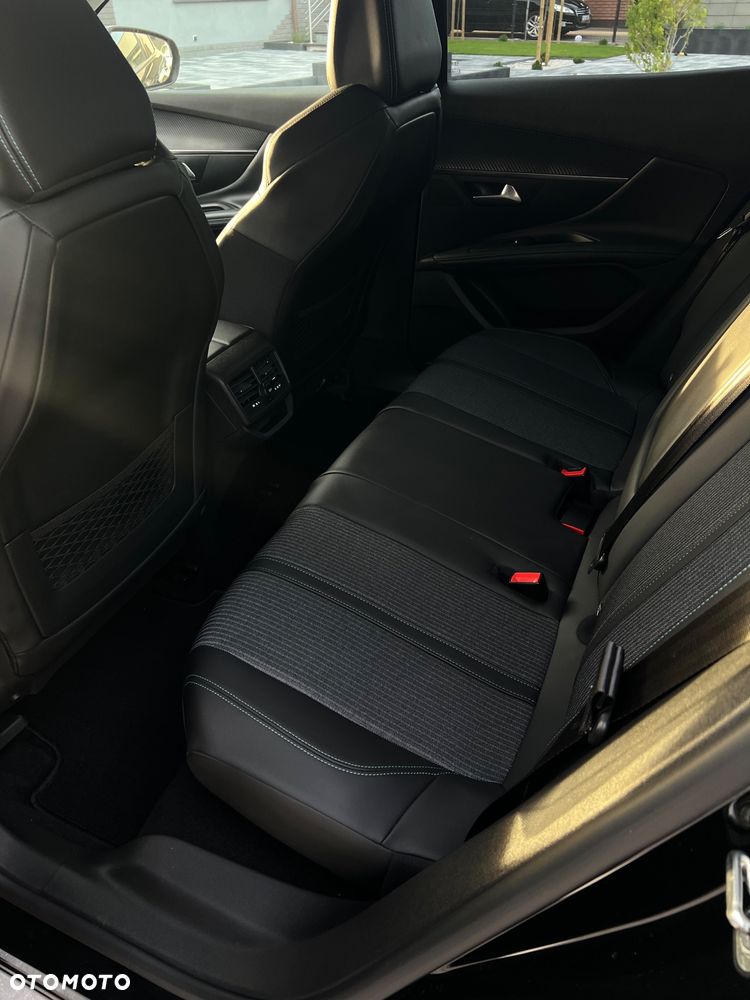 Peugeot 3008 - 22