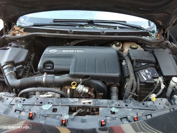 Para Peças Opel Astra J Sports Tourer (P10) - 6