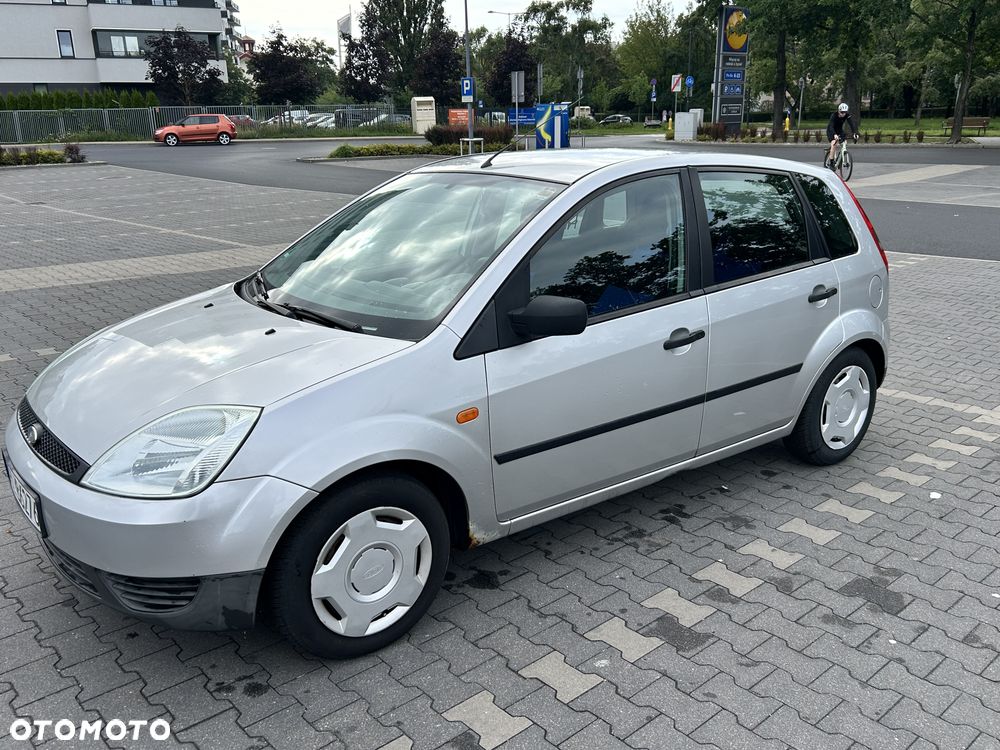 Ford Fiesta - 2