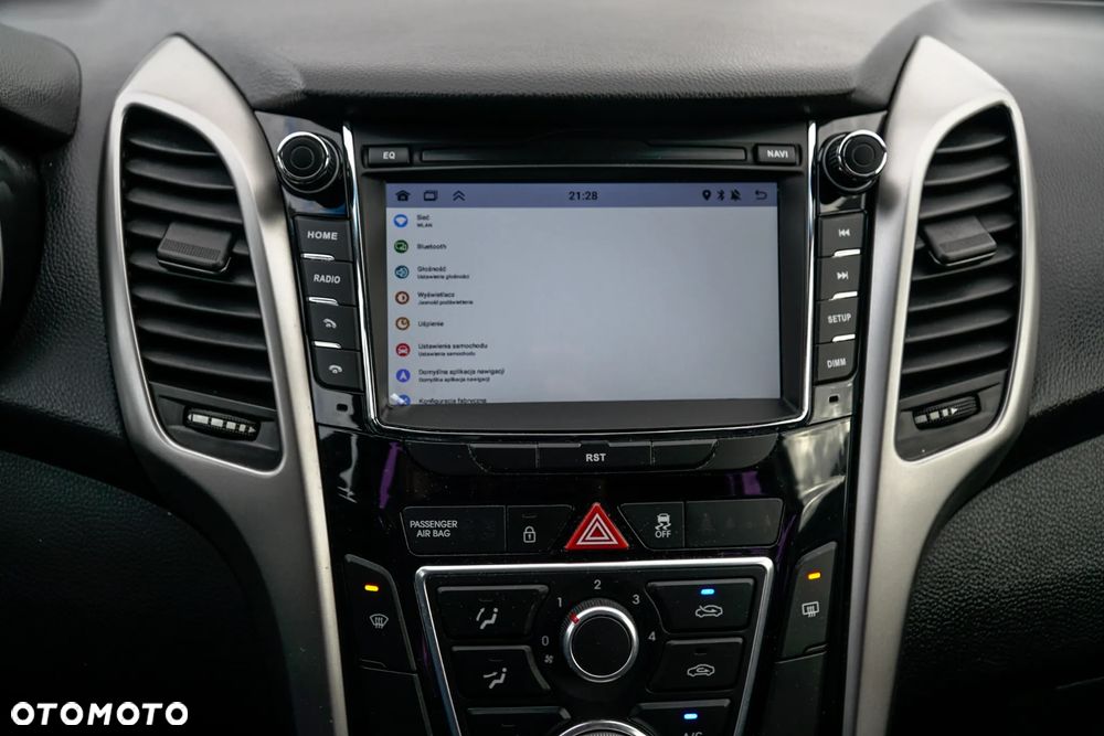 Hyundai i30 1.4 BlueDrive Base - 33