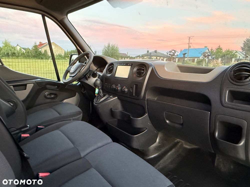 Renault Master - 15