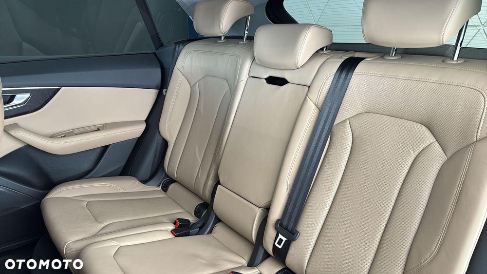 Audi Q8 45 TDI mHEV Quattro Tiptronic - 17