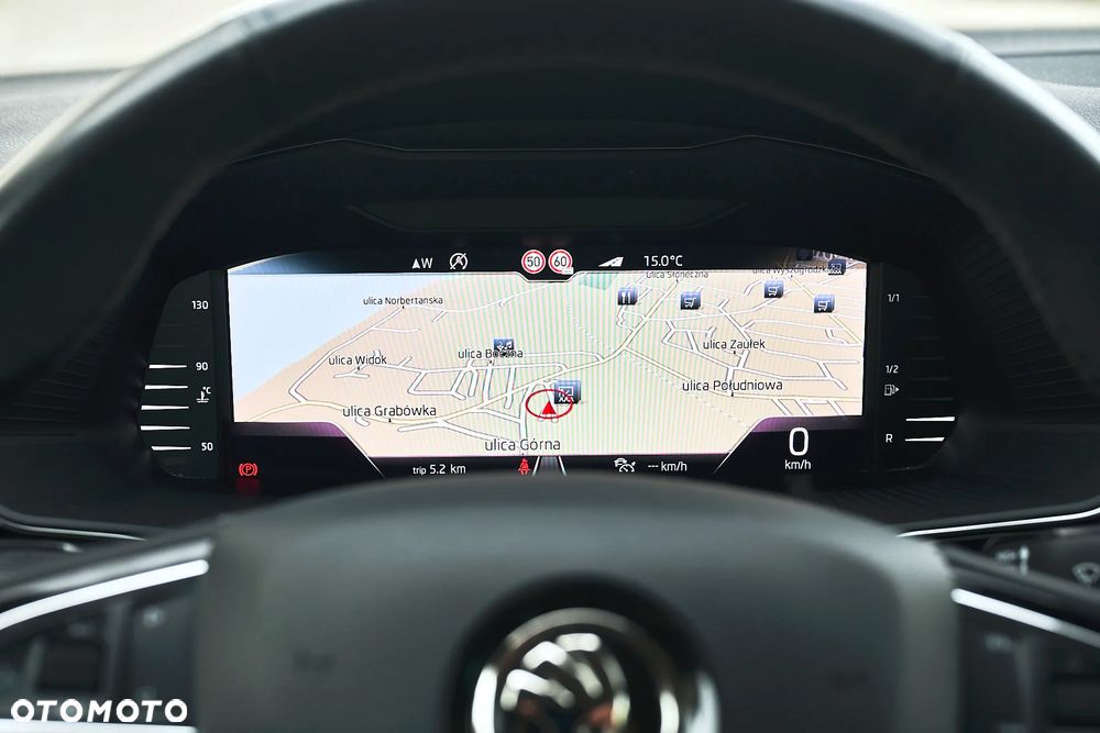 Skoda Superb 2.0 TDI L&K - 32