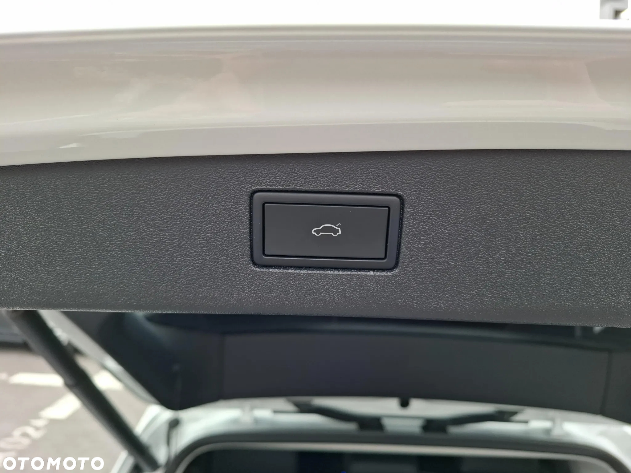 Volkswagen Tiguan 2.0 TDI SCR Elegance DSG - 28
