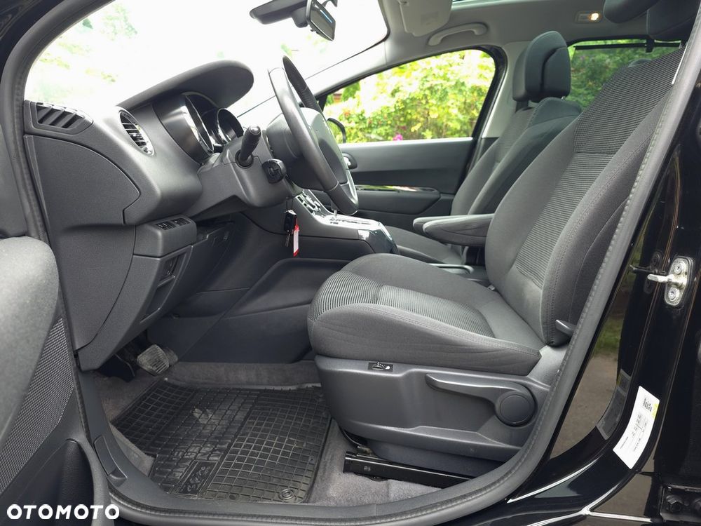 Peugeot 5008 - 20