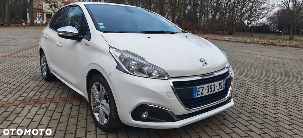 Peugeot 208 PureTech 82 Start & Stop Style - 1