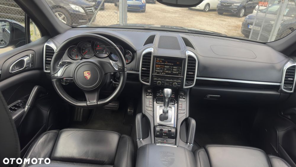 Porsche Cayenne Platinum Edition - 22