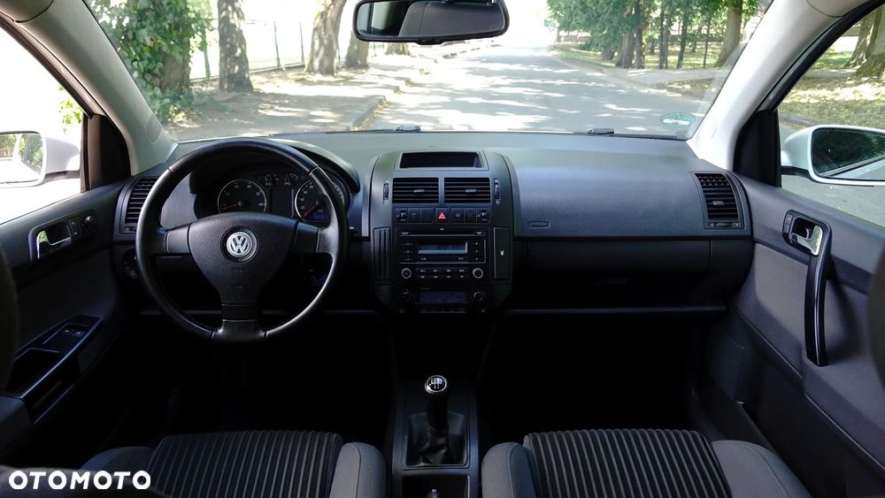 Volkswagen Polo 1.6 Sportline - 8