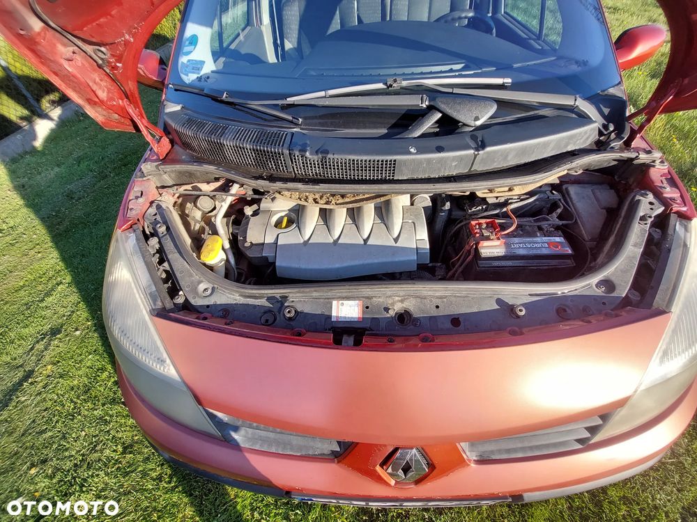 Renault Scenic 1.6 Confort Privilege - 3