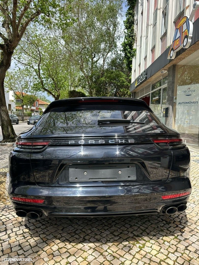 Porsche Panamera Sport Turismo 4 E-Hybrid - 19