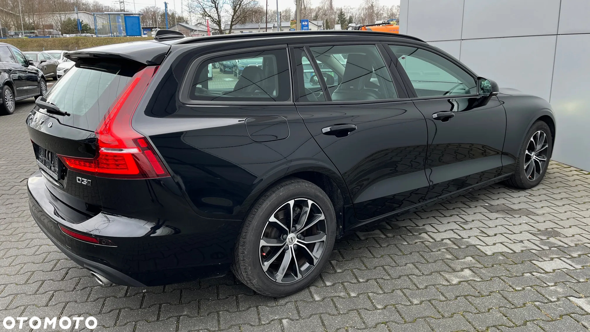 Volvo V60 D3 AWD Momentum - 9