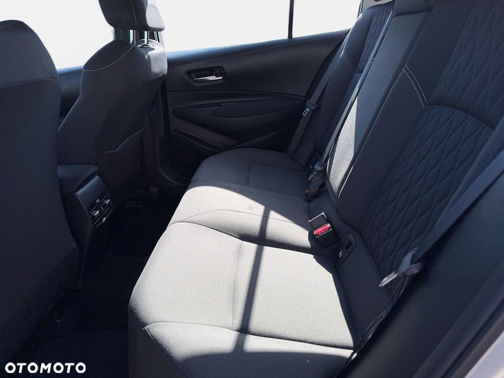 Toyota Corolla - 14