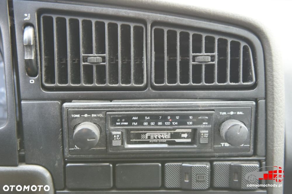 Volkswagen Passat - 25