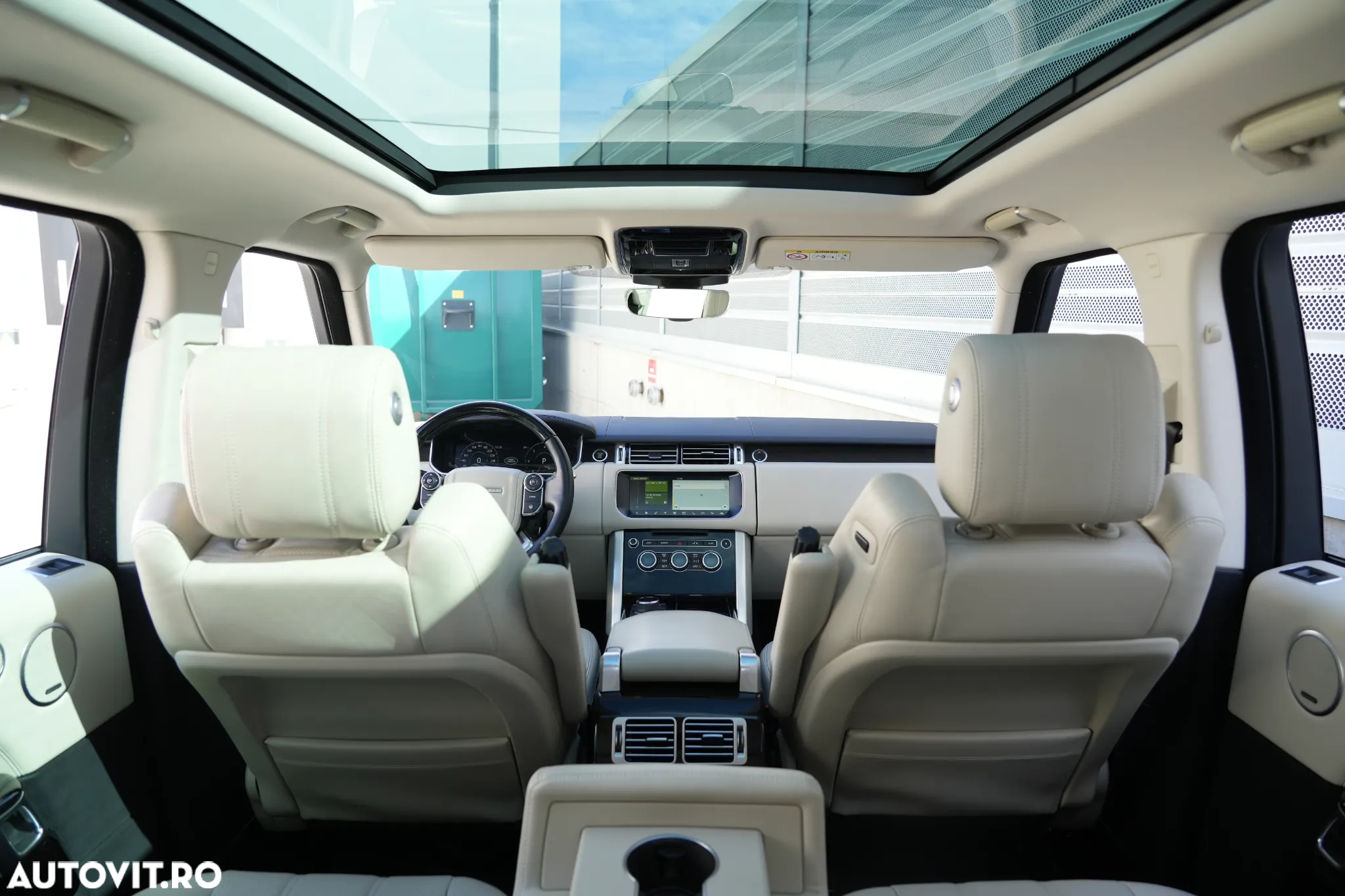 Land Rover Range Rover 4.4 I SDV8 Vogue - 11