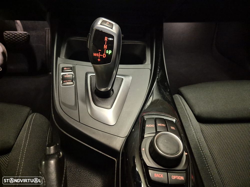 BMW 116 d Line Sport Auto - 23