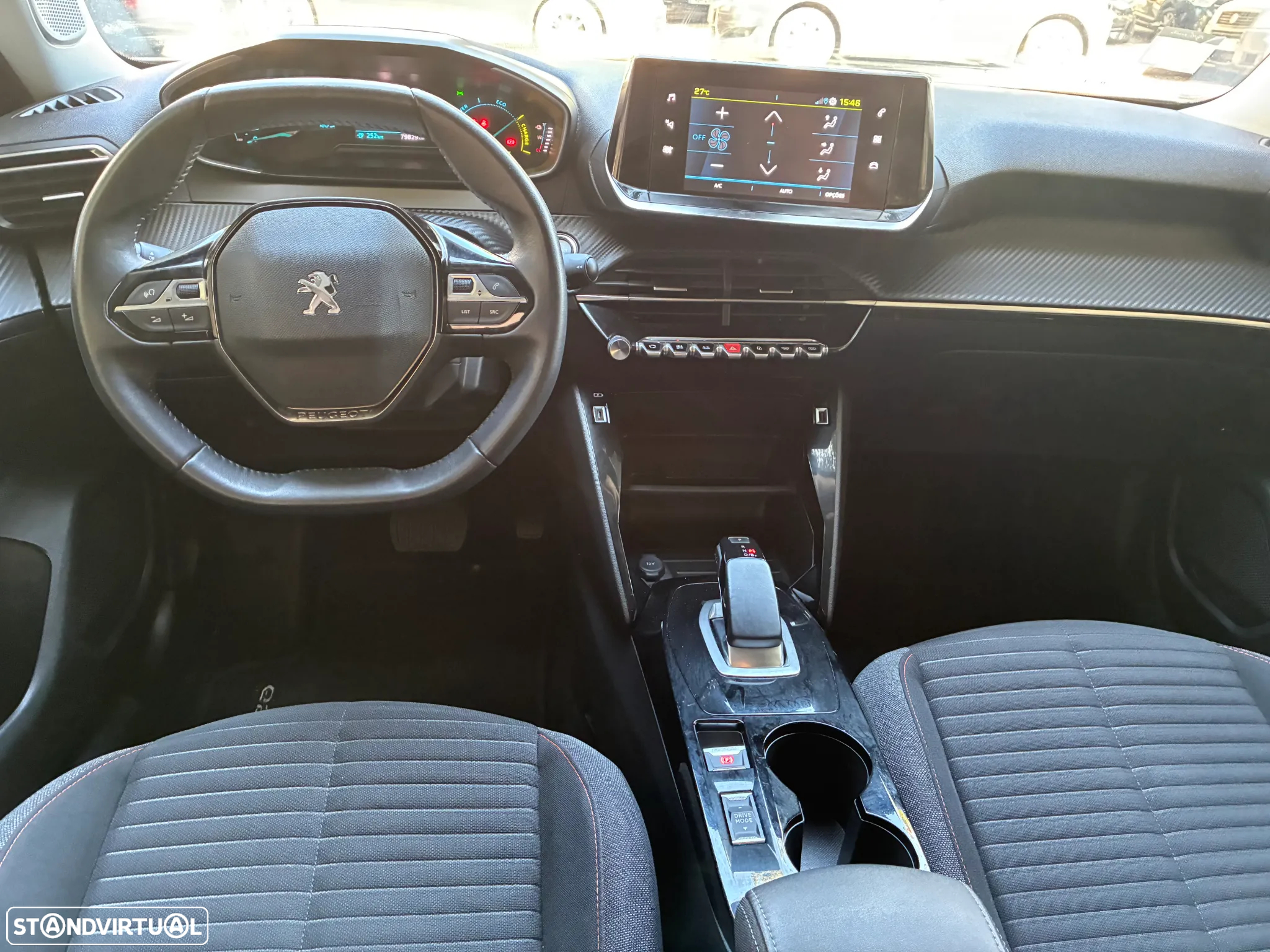 Peugeot e-2008 50 kWh Active Pack - 22