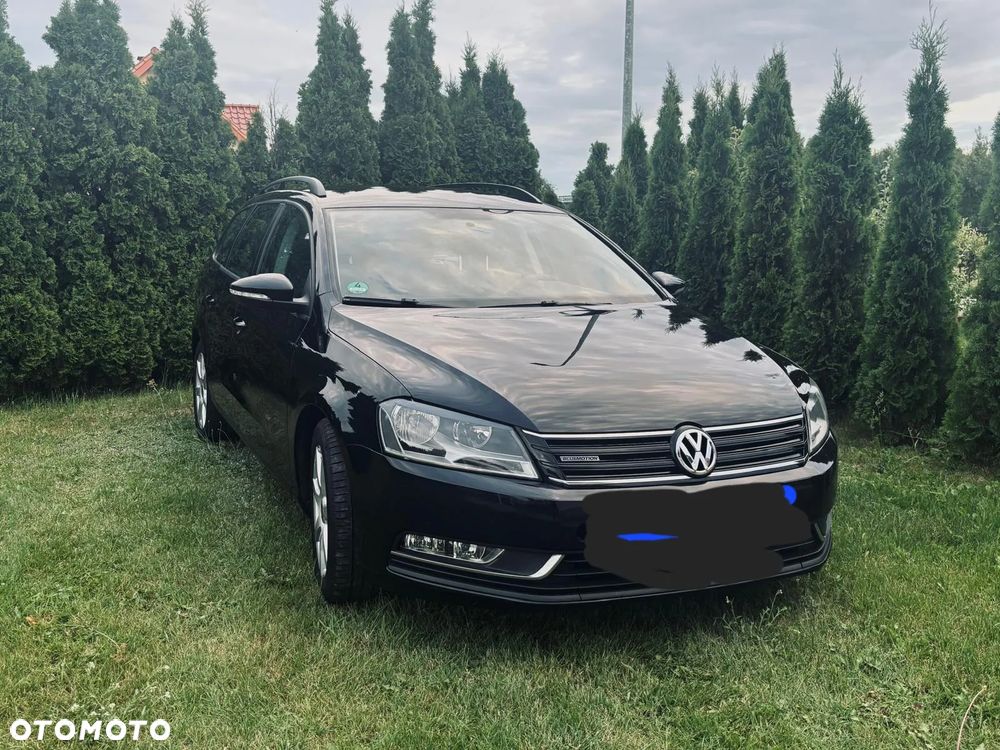 Volkswagen Passat - 1