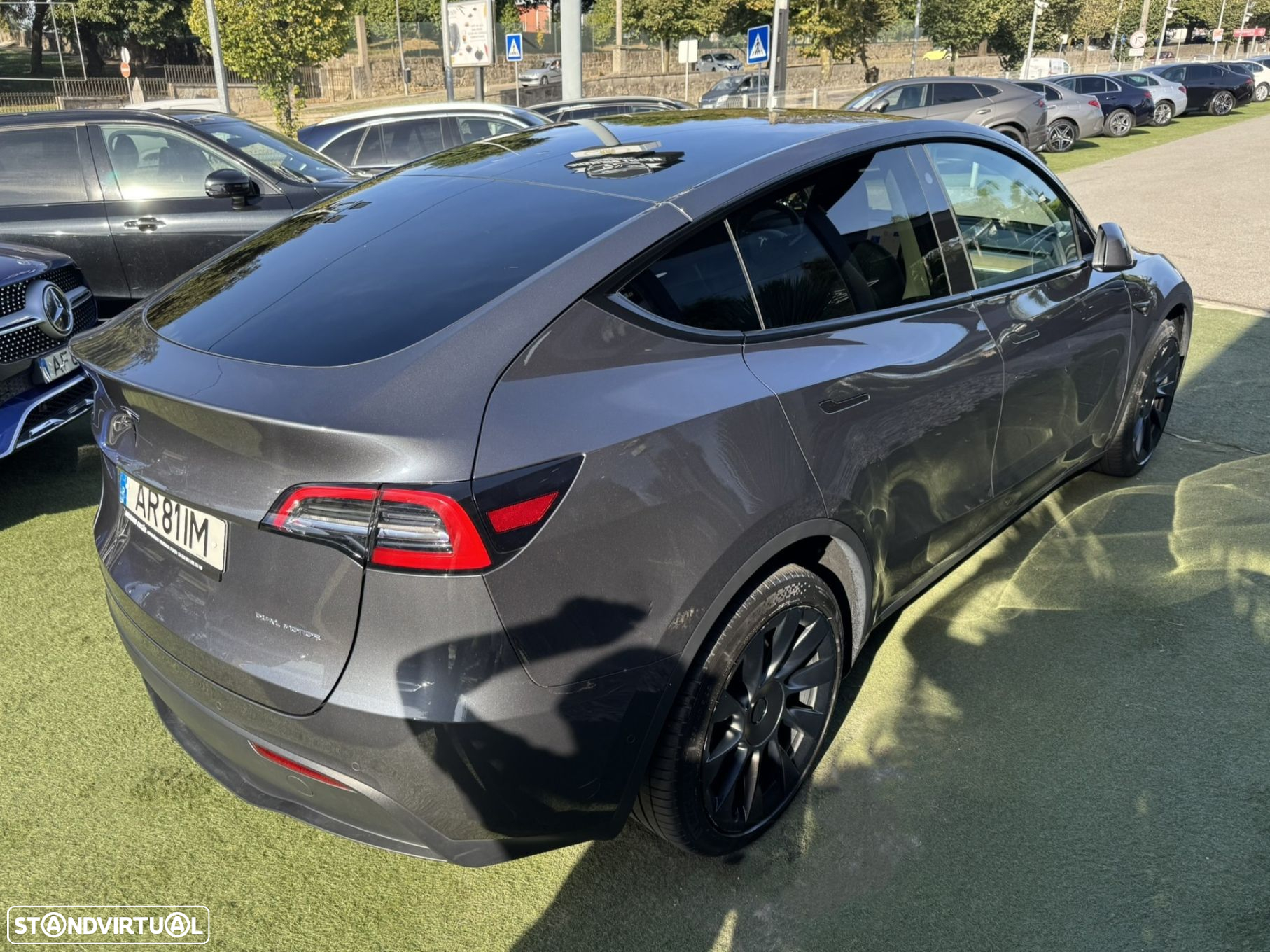 Tesla Model Y Long Range Tração Integral - 11