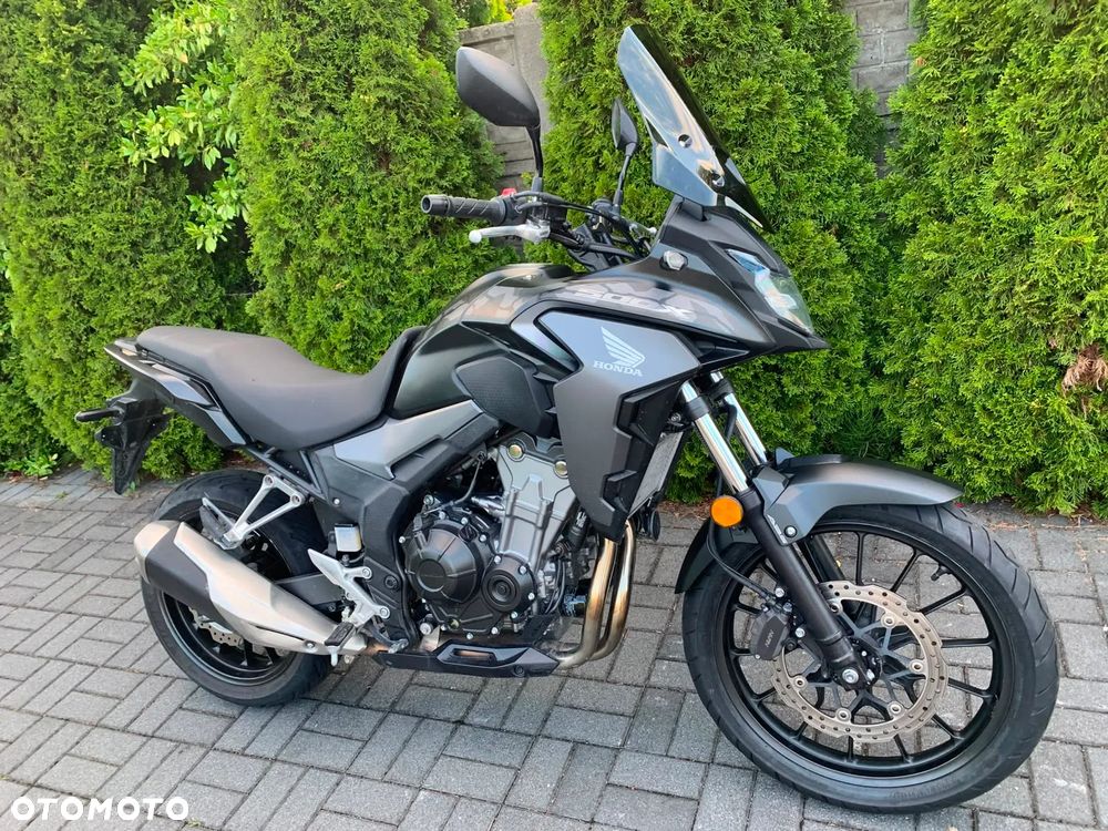 Honda CB - 1