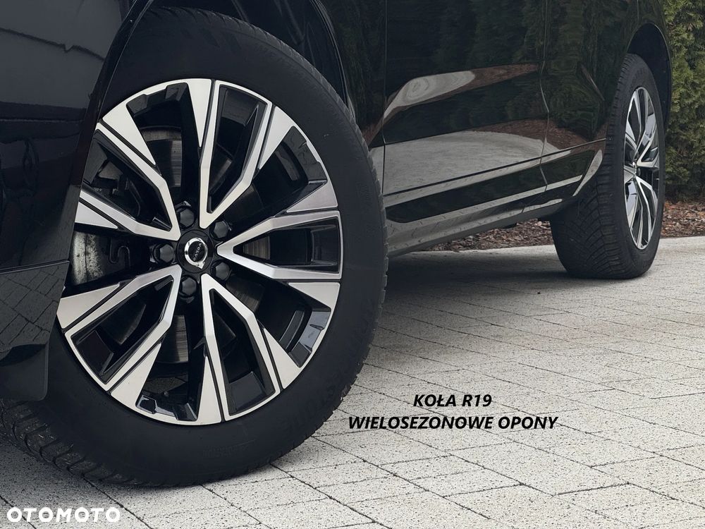 Volvo XC 60 B4 D AWD Plus Dark - 37