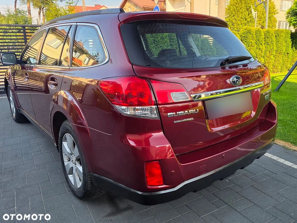 Subaru Outback 2.0D Exclusive - 32