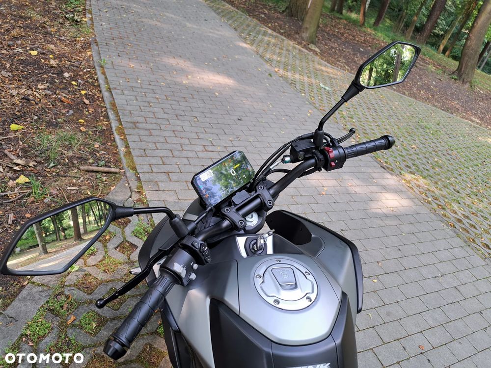 CFMoto NK - 8