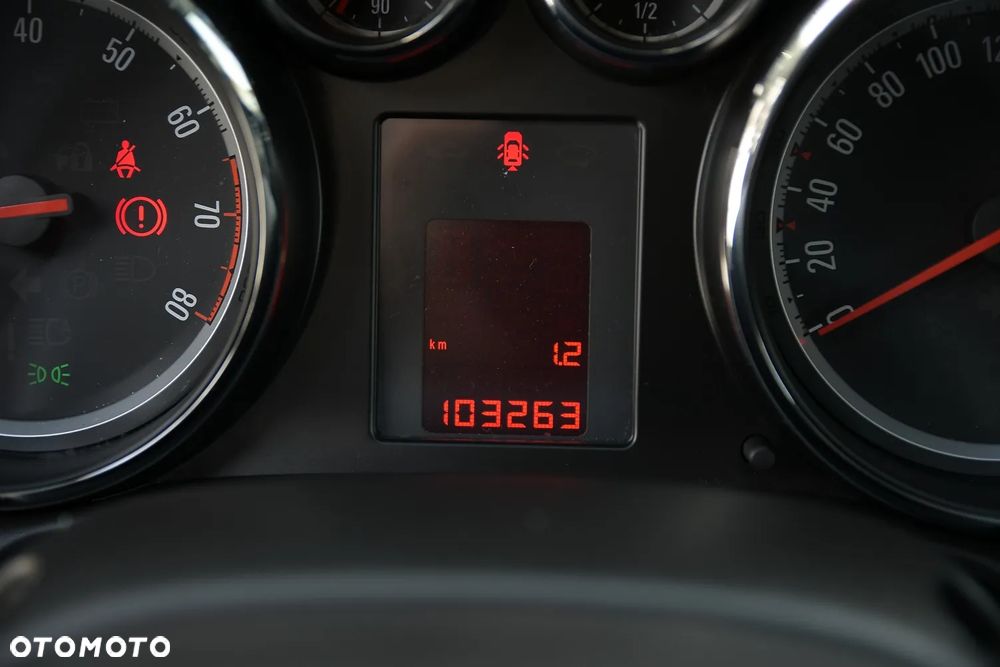 Opel Astra 1.6 Edition Sport - 30