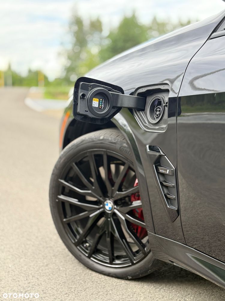 BMW X5 xDrive50e - 14