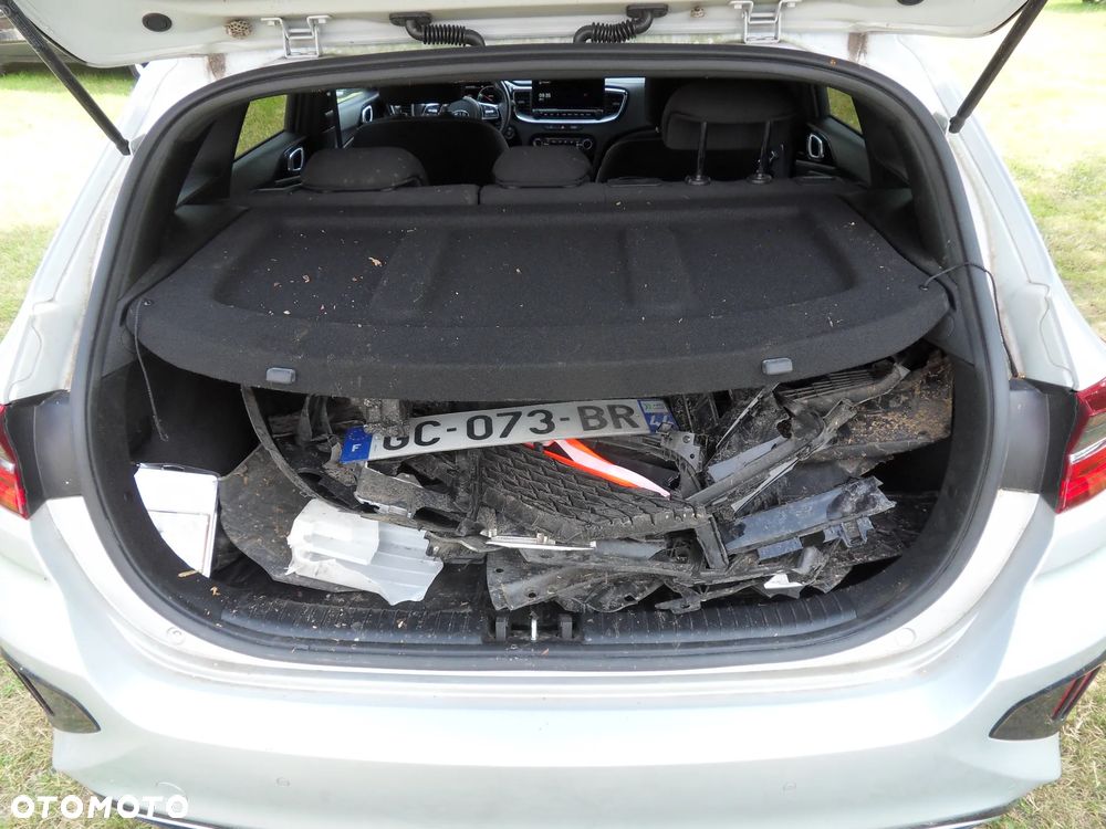 Kia Ceed 1.6 CRDi GT Line - 14