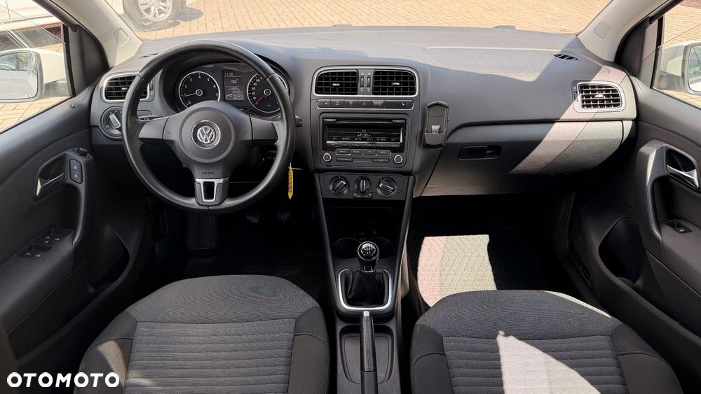Volkswagen Polo 1.4 16V Comfortline - 6