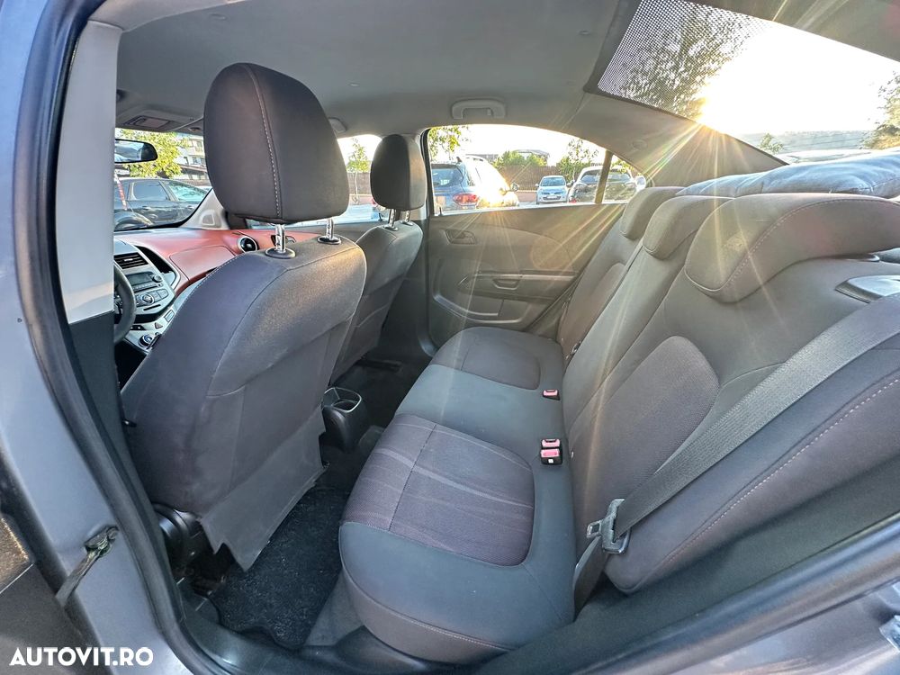 Chevrolet Aveo 1.4 LS 52 - 13