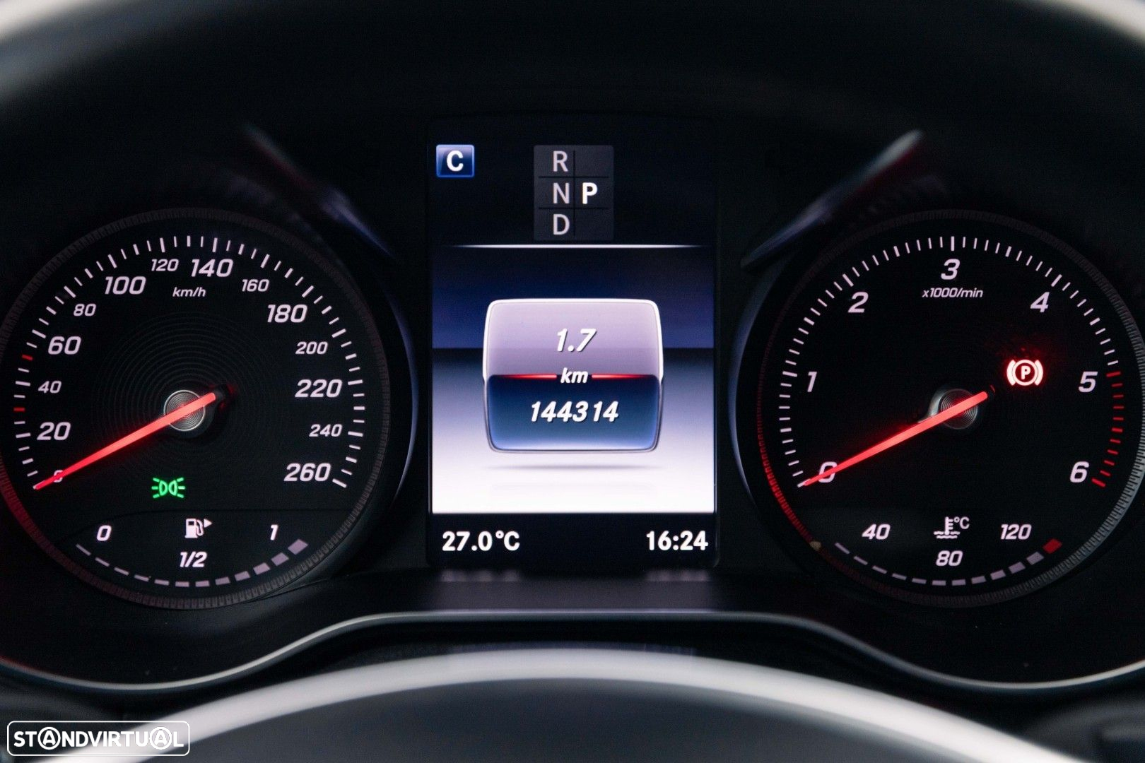 Mercedes-Benz GLC 250 d AMG Line 4-Matic - 29
