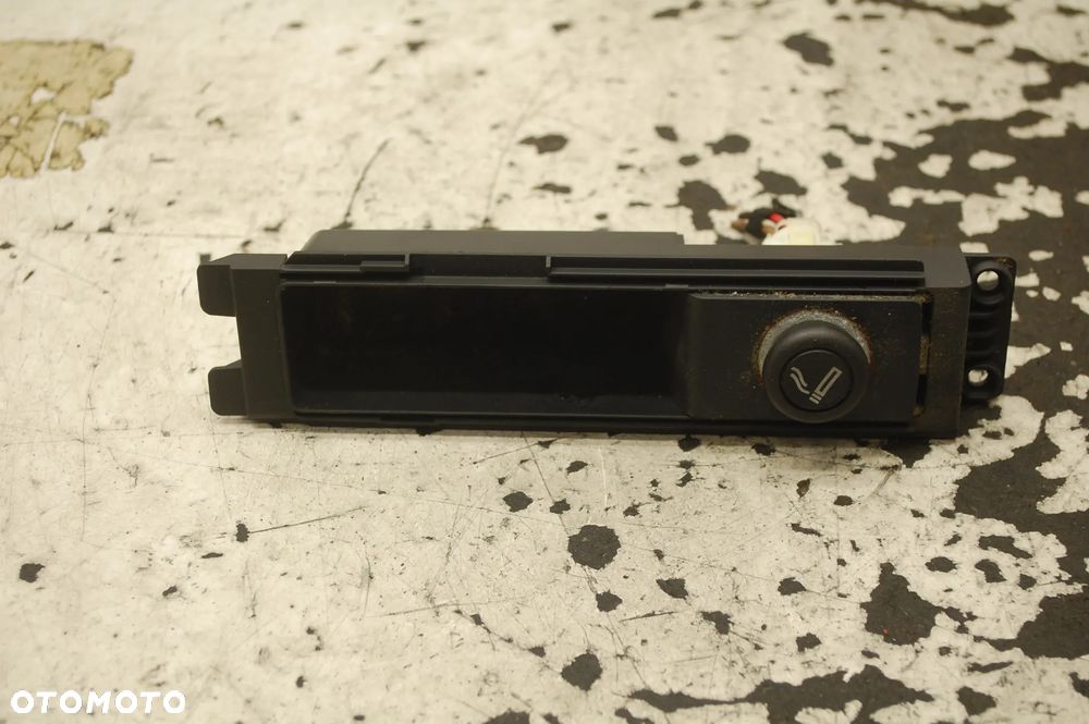 SCHOWEK TUNELU 8P0863284 AUDI A3 8P A4 B7 - 1