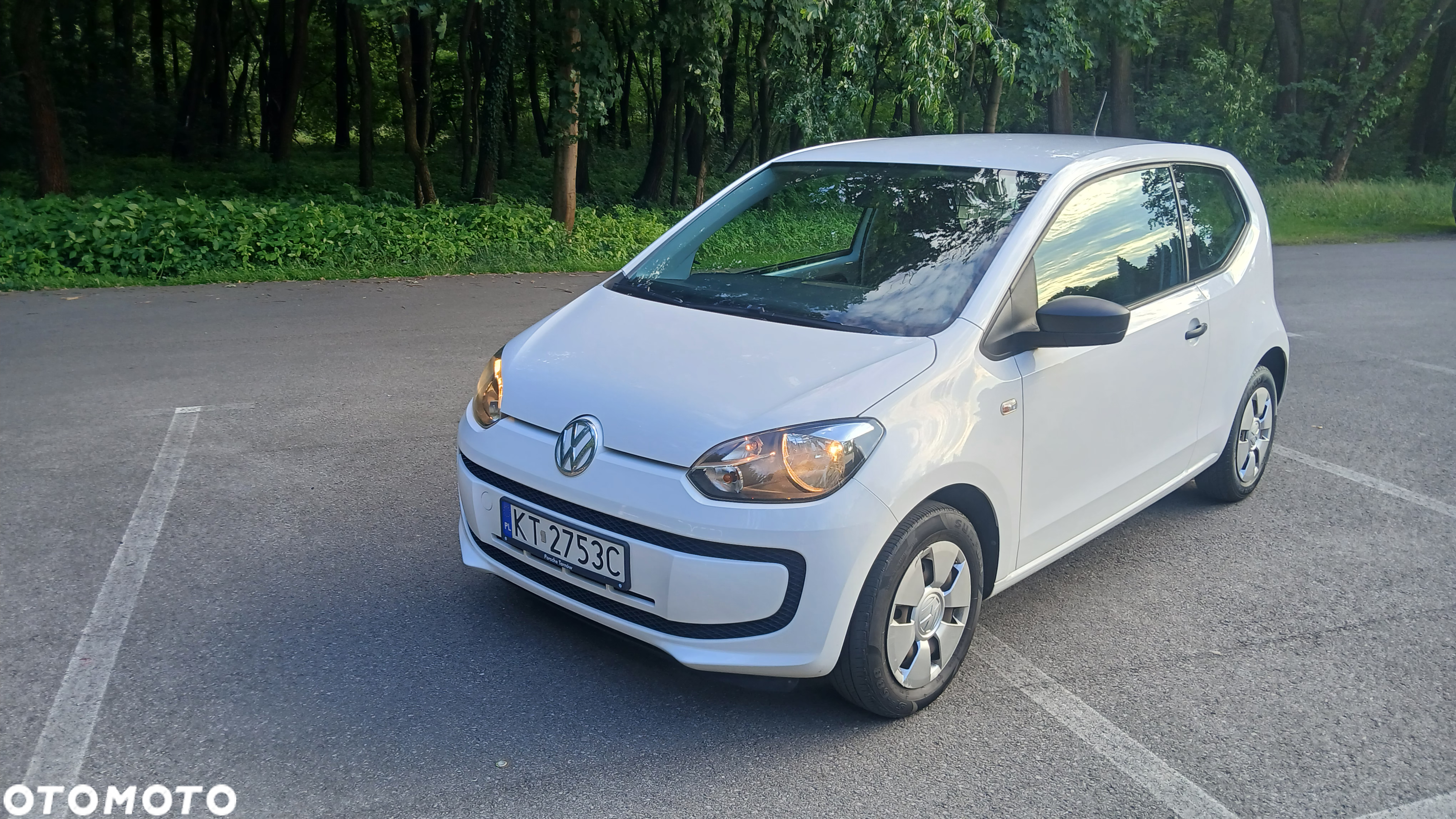 Volkswagen UP - 2