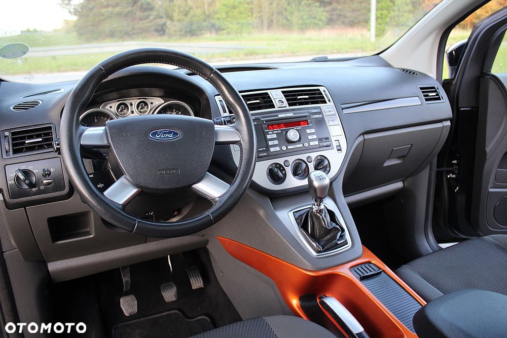 Ford Kuga 2.0 TDCi 4x4 Titanium - 15
