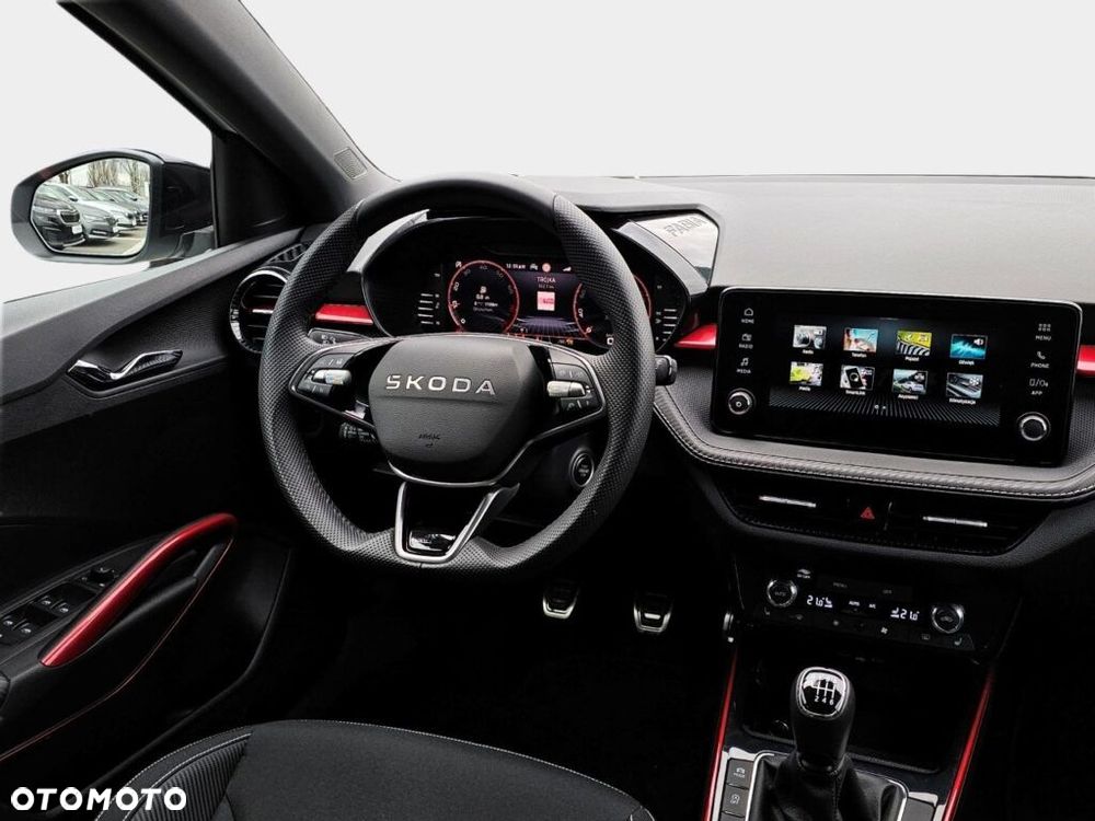 Skoda Fabia 1.0 TSI Monte Carlo - 11