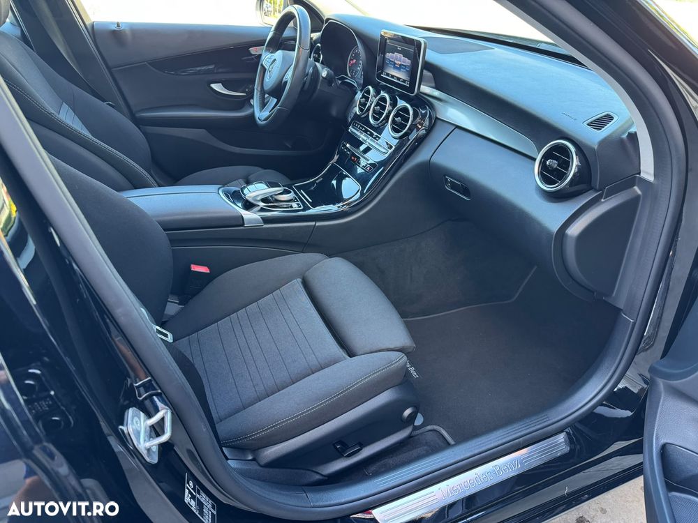 Mercedes-Benz C 250 d 4Matic 9G-TRONIC Edition - 29