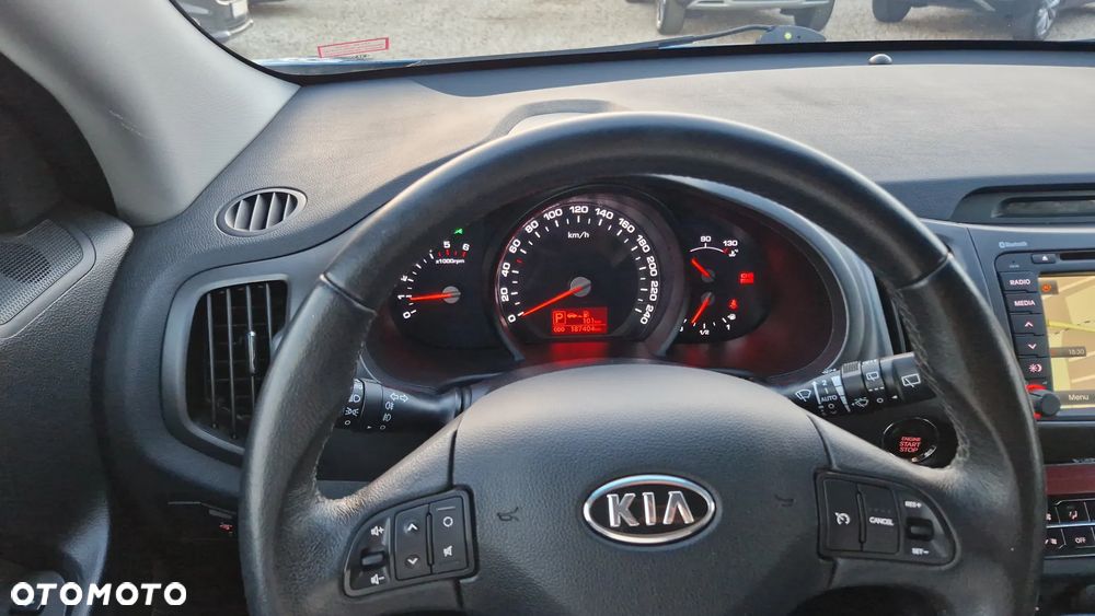 Kia Sportage 2.0 CRDI 4WD Automatik Spirit - 14