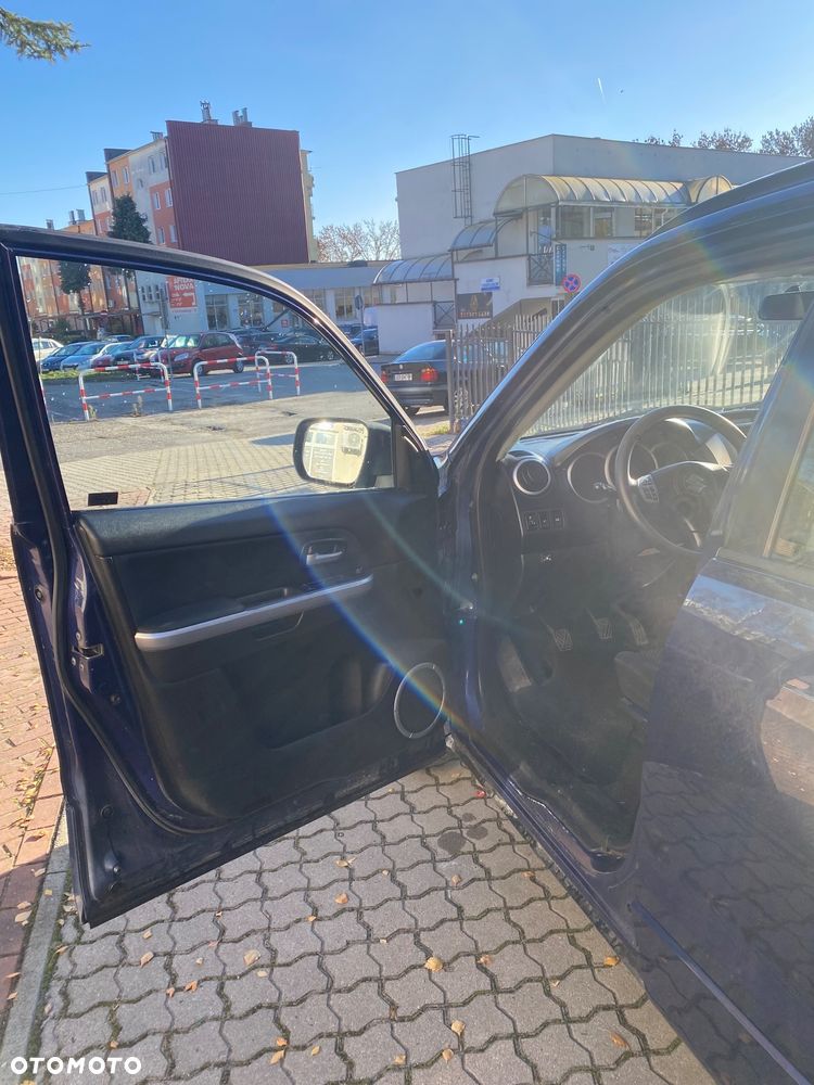 Suzuki Grand Vitara - 17